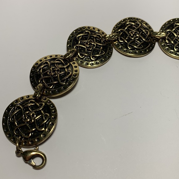 Solvar Celtic Trinity Knot Link Bracelet Hearts - Picture 7 of 13